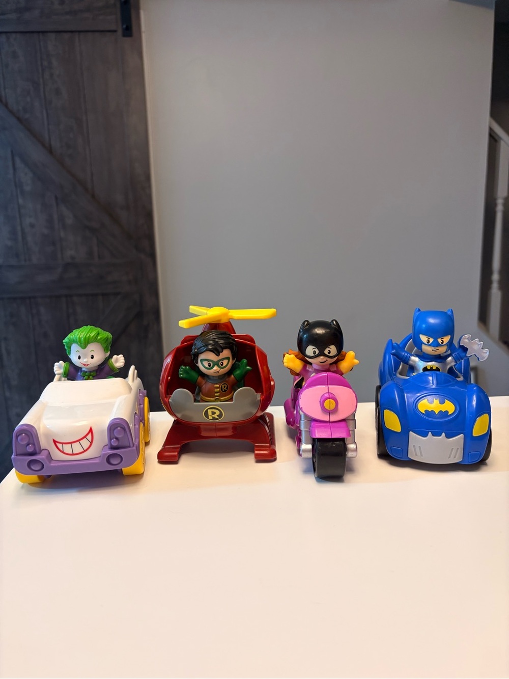 Little People DC Superhero & Villain w/ Cars